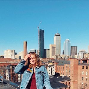 Meet your Posher, Danielle